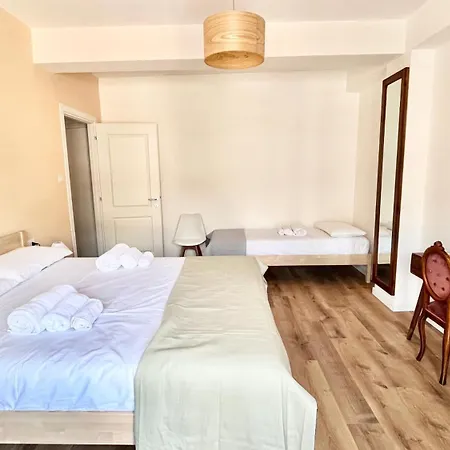 Mela's House- Metro A, Air Conditioning, Wi-fi. Apartamento