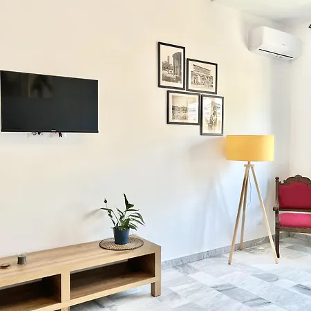 Mela's House- Metro A, Air Conditioning, Wi-fi. Apartamento