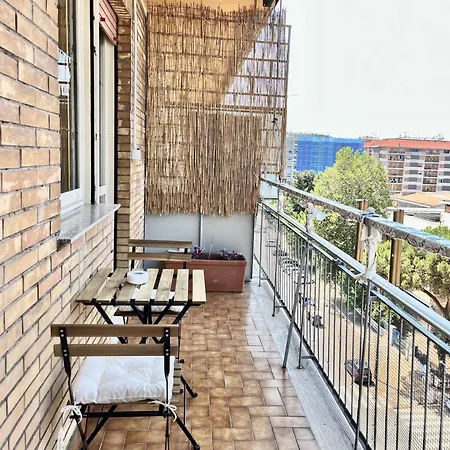 Mela's House- Metro A, Air Conditioning, Wi-fi. Apartment